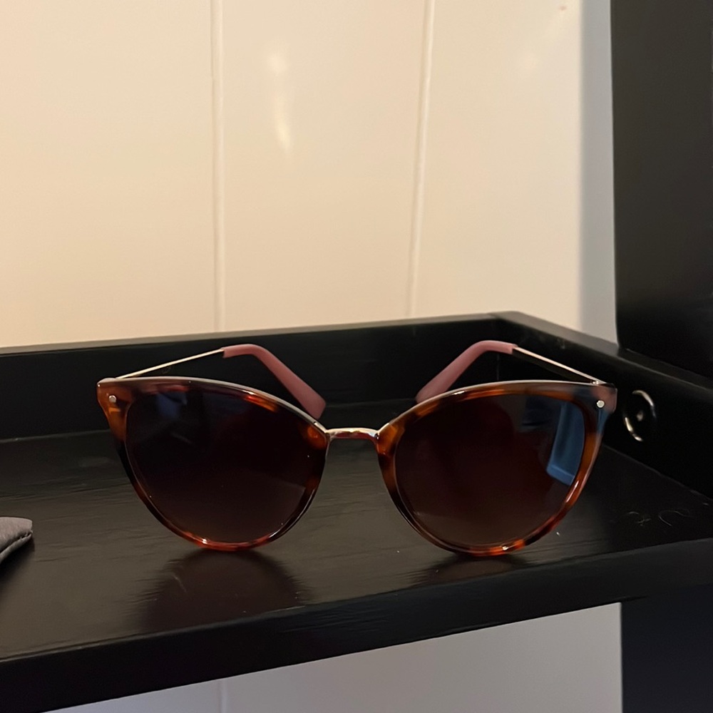 Loft Cat Eye Sunglasses- tortoiseshell